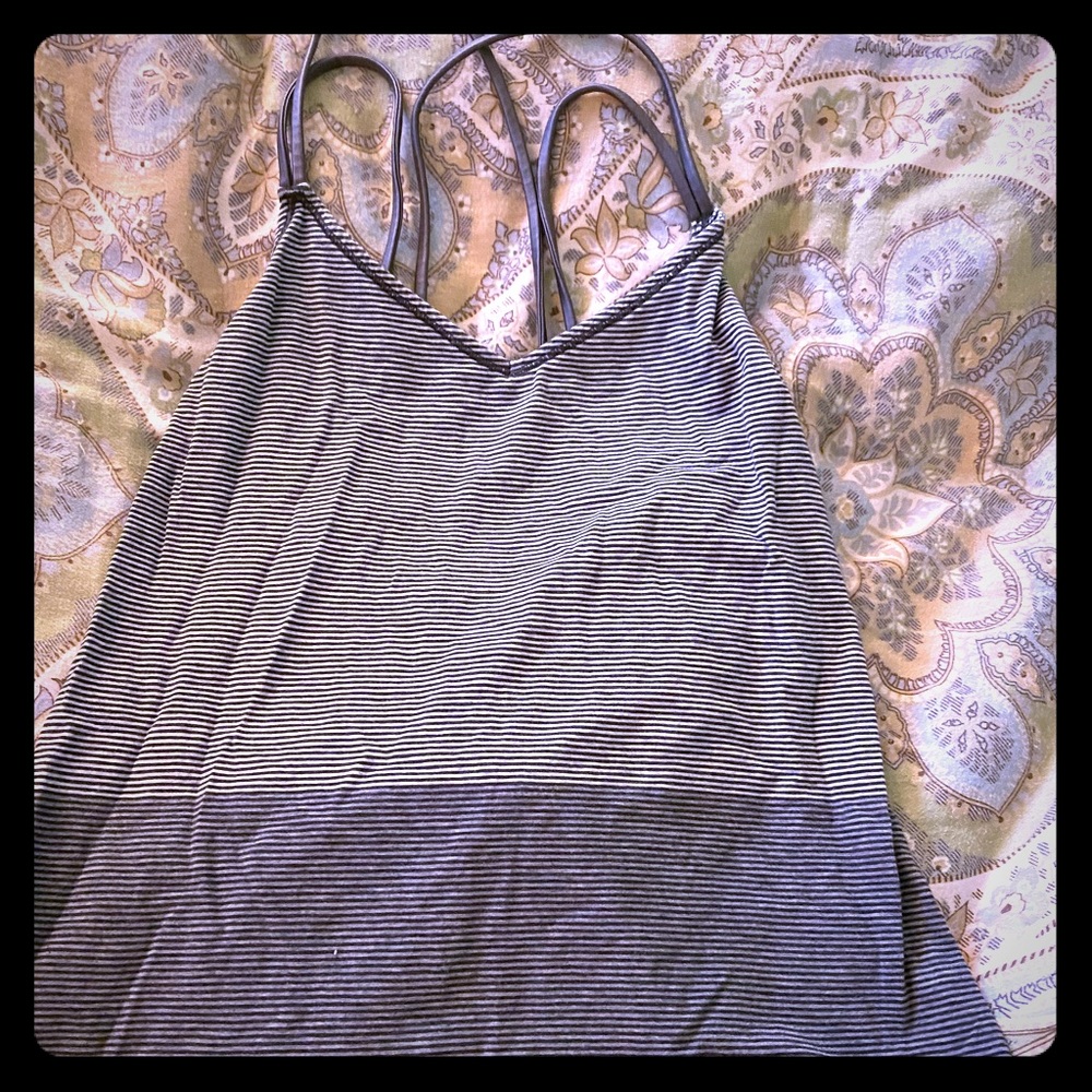 Lululemon strapping tank top